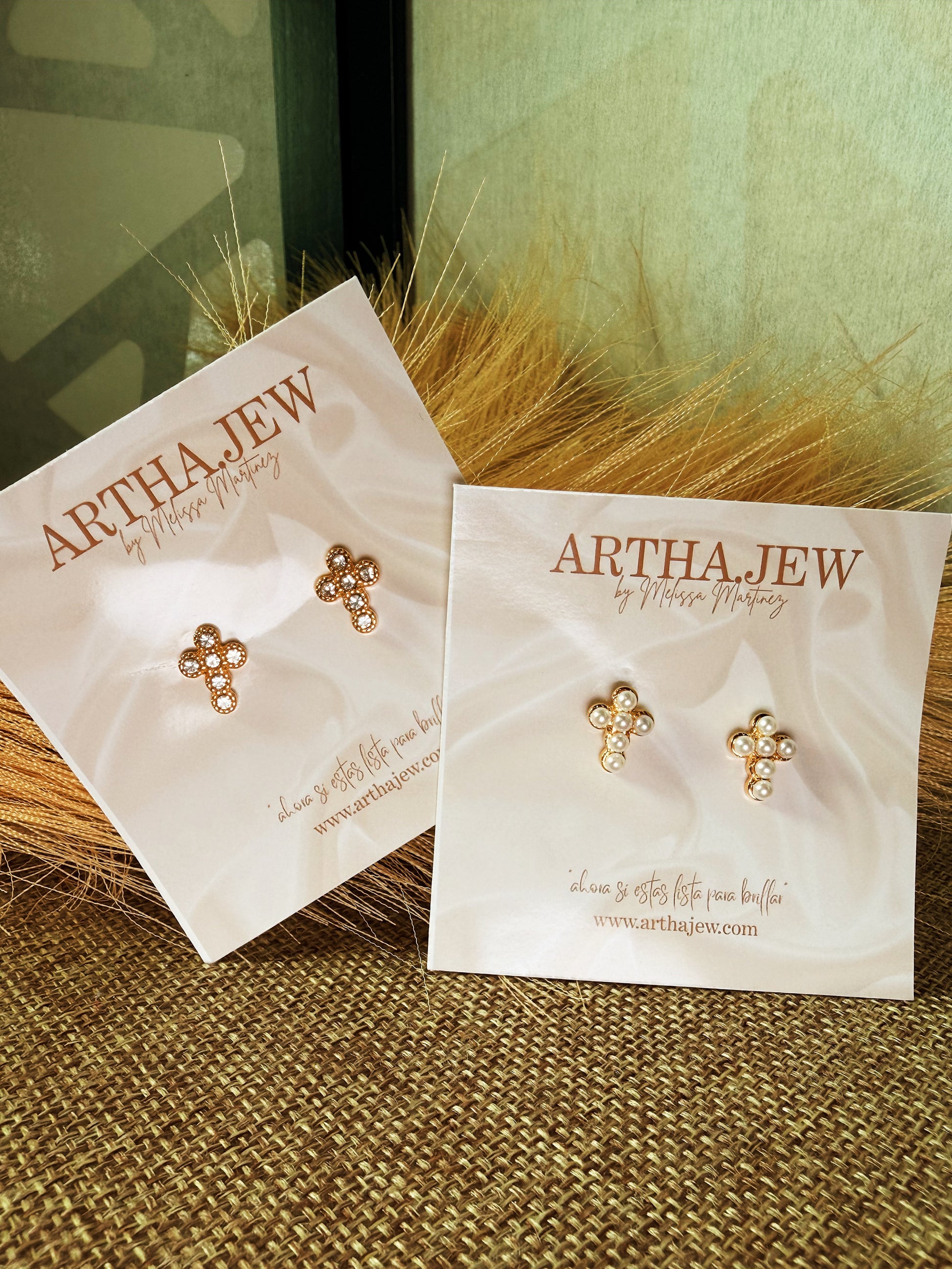 Cruz Divina earrings