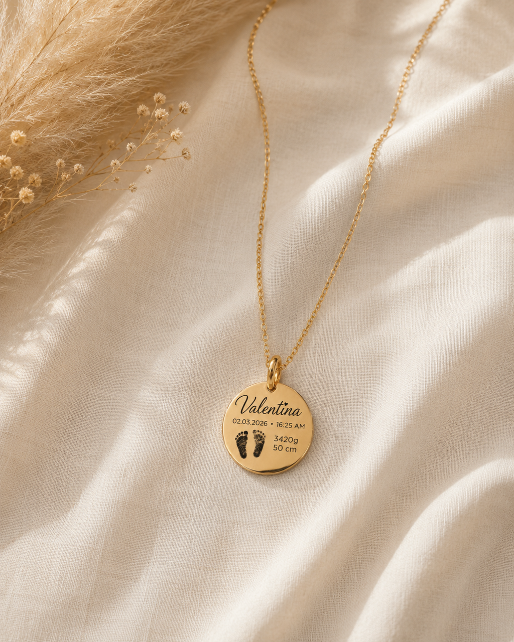Pendant engraved Necklaces