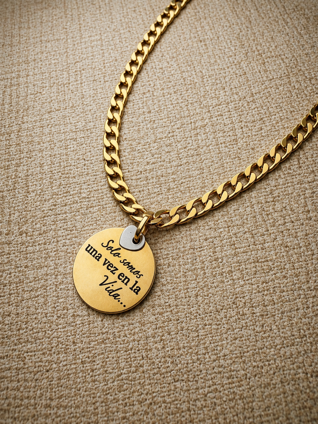 Solo somos una vez en la vida Necklaces