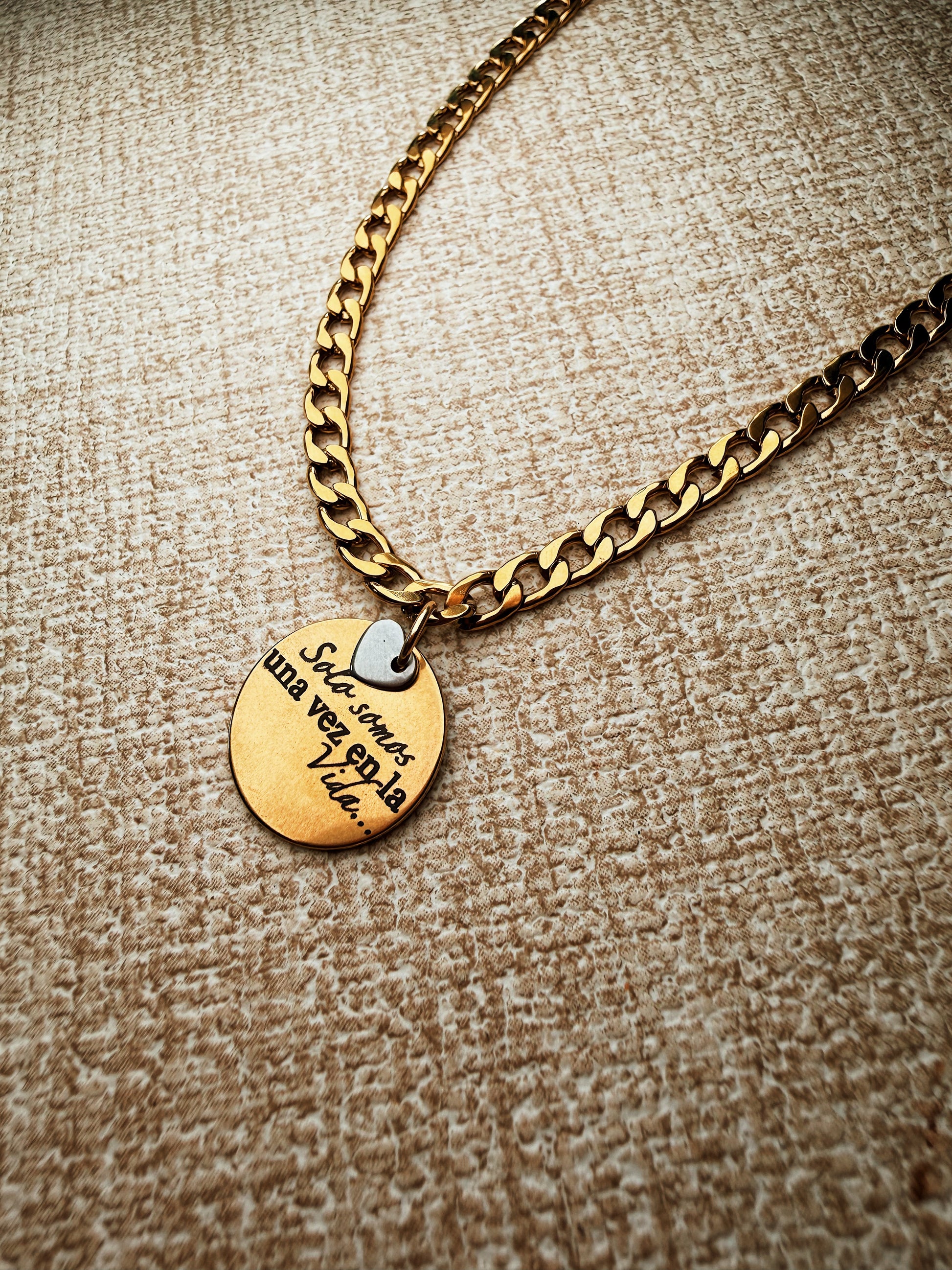 Solo somos una vez en la vida Necklaces