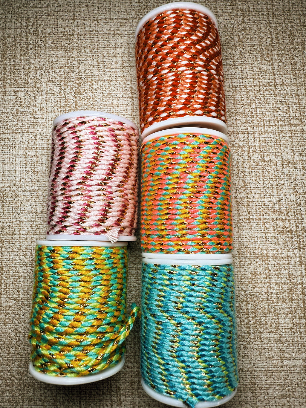 hija de dios hilo para pulseras 