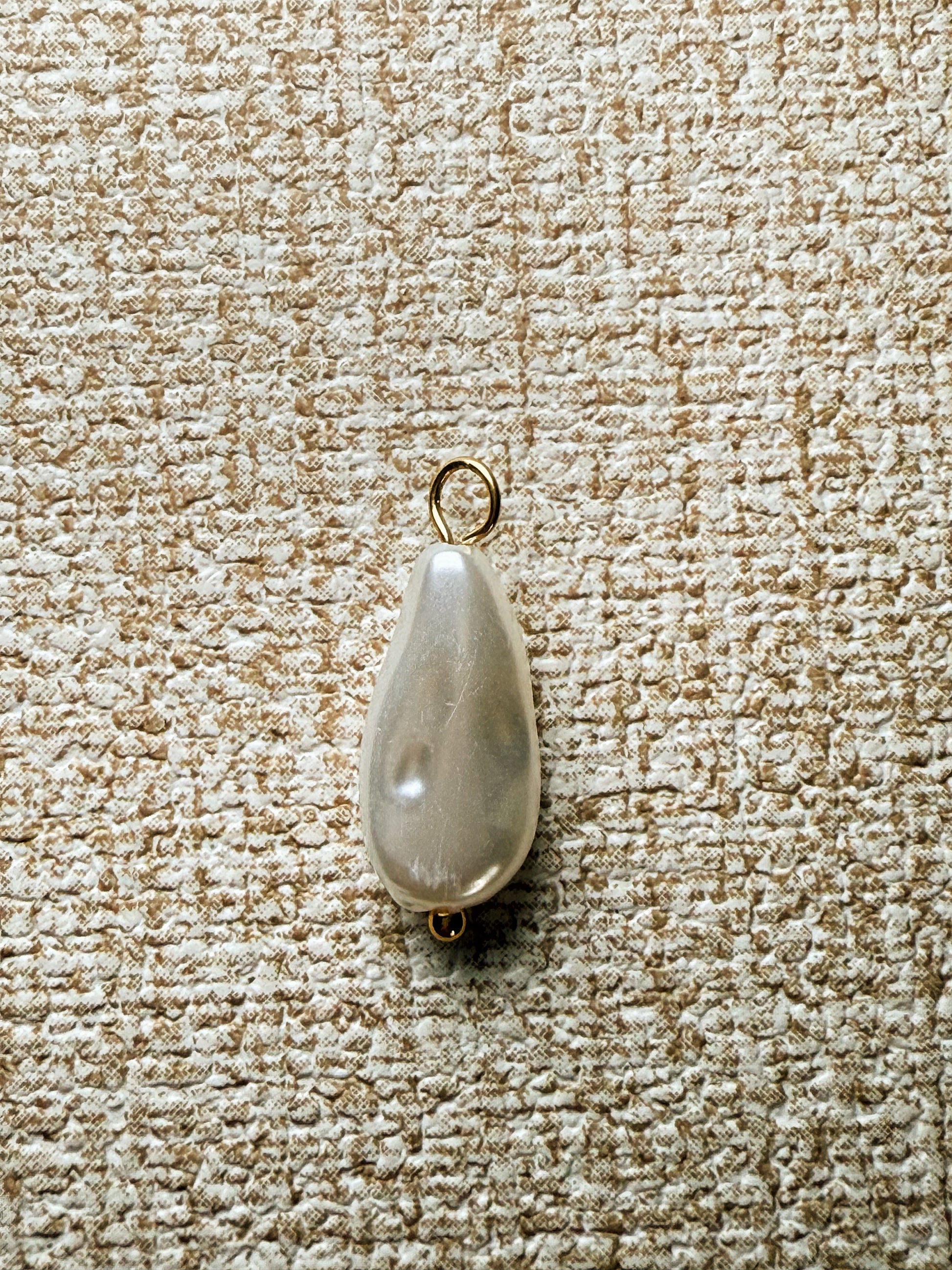 piedra blanca charm 